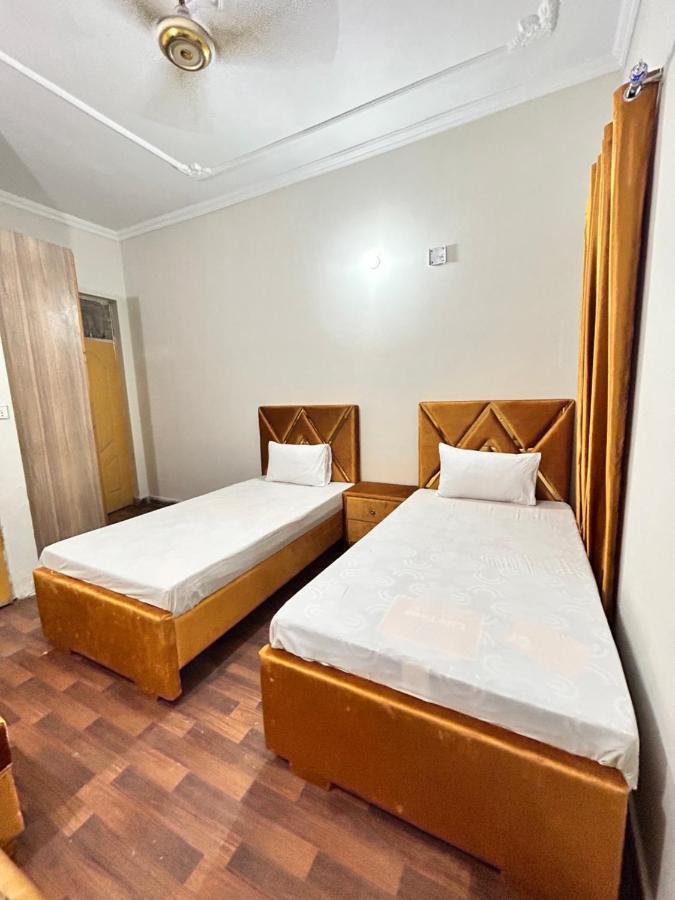 Eden Plus Executive Hotel Lahor Kültér fotó